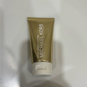 Michael Kors Gold Silky Body Lotion
